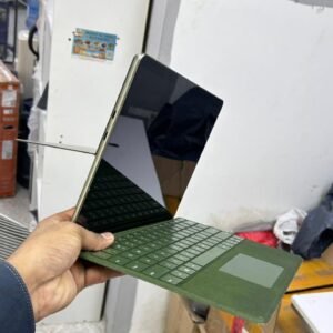 Microsoft Surface Pro 9 - Image 4